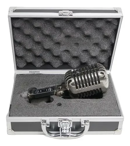 Microfone vintage clássico