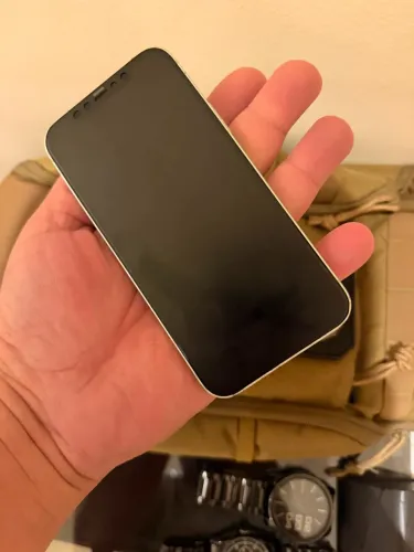 IPHONE 12 para retirar peças