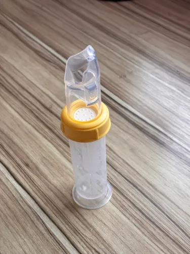 Alimentador SoftCup Medela - Pouquíssimo Uso