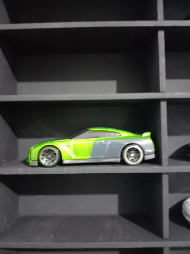 Hot wheels guaczila skyline