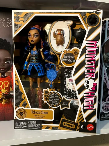 Boneca Monster High Robecca Steam creeproduction g1 lacrada com leve avaria na caixa
