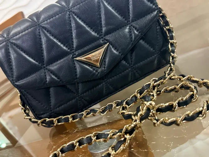 Bolsa Schutz Triangle 944