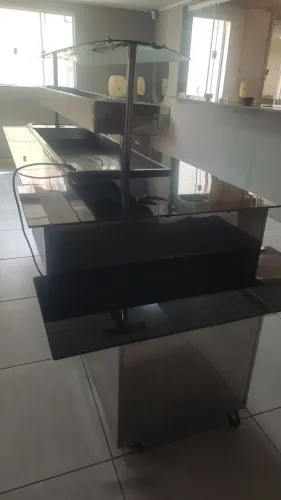 Buffet Semi Novo 12 Cubas