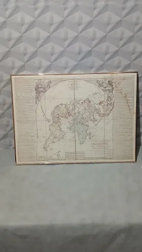Quadro Decorativo Mapa-Múndi Vintage com Moldura e Vidro 74x55 cm