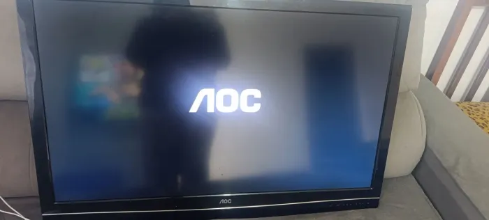 Tv 42" AOC defeito metade do led azulado