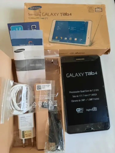 Tablet Samsung Tab 4 black com TV digital colecionador!