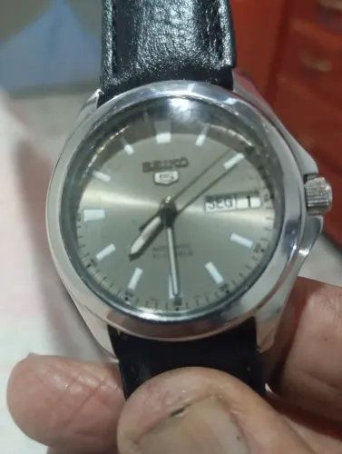 Relógio Seiko automático funcionando bem 
