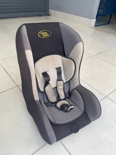 Cadeirinha de criança carro