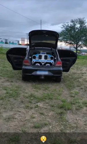 Som automotivo