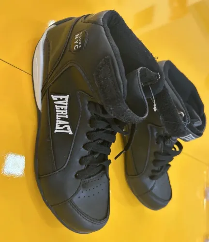 Tênis everlast novo 34 em couro