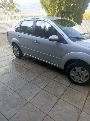 Ford Fiesta Sed. 1.6 8V Flex 4P 2005