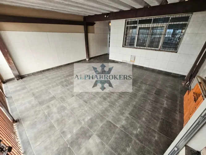 Casa de vila para venda possui 154 m2 com 4 quartos em Helena Maria - Osasco - SP