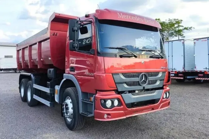 Atego 2426 2018 6x2 Caçamba
