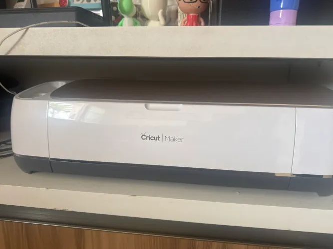 Cricut maker