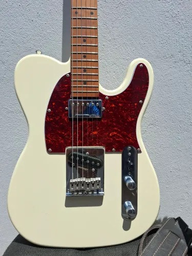 Guitarra TELECASTER Benson (upgrades)
