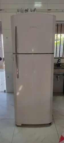 Vende-se Geladeira Bosch Frost Free
