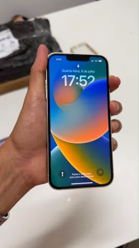 iPhone 13 - branco (sem marcas de uso, estado de novo)