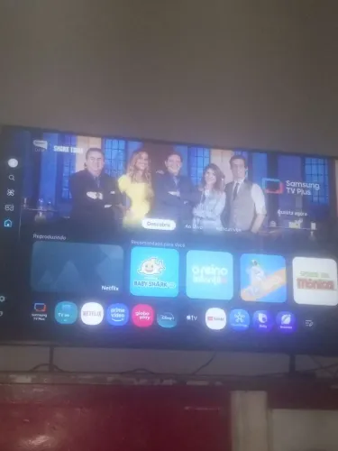 Só pega e leva dois meses de uso só está nova 