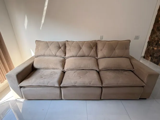 Sofá retrátil
