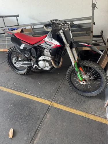 Crf quadro de importada motor 300
