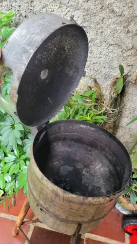Churrasqueira a bafo de tambor de chopp