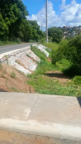 Terreno na Estrada Velha de Periperi, Vista Alegre