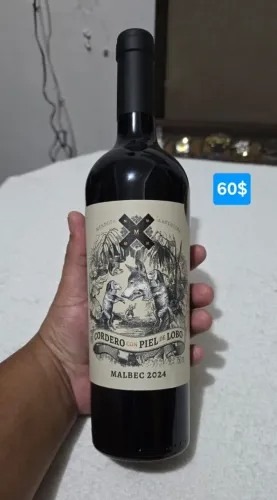 Vinho argentino Cordero com Piel de Lobo Malbec original 
