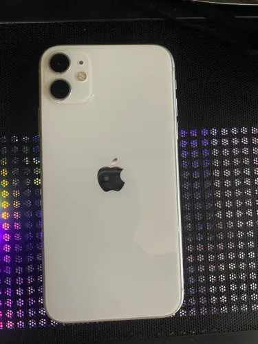iPhone 11