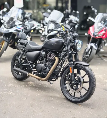 Royal Enfield Meteor 350 Stellar