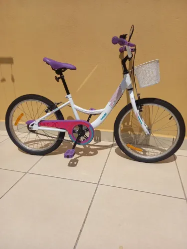 Bicicleta aro 20 pouquíssimo uso