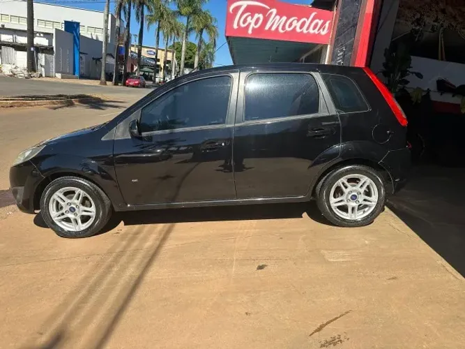 Ford Fiesta SE 1.6 8V Flex 5P 2014