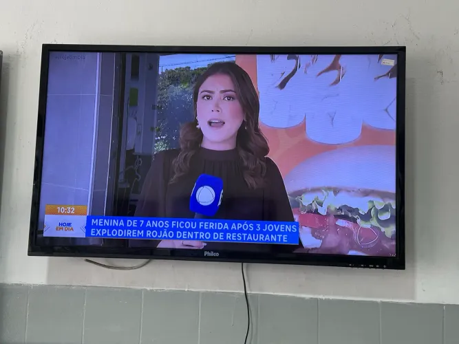TV Philco 40 polegadas sem smart