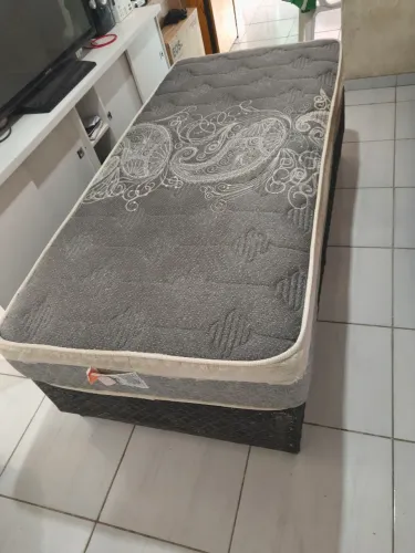 Cama de solteiro