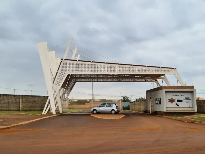 Terreno à venda no Condomínio Brisas do Paranapanema em Alvorada do Sul