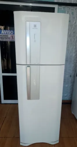 Geladeira Electrolux frost free
