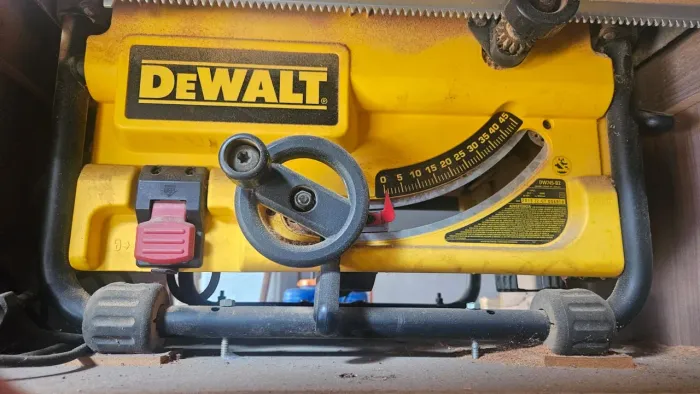 DEWALT serra de mesa 