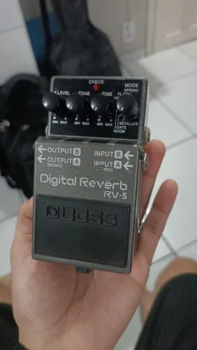 Pedal Reverb RV5 Boss