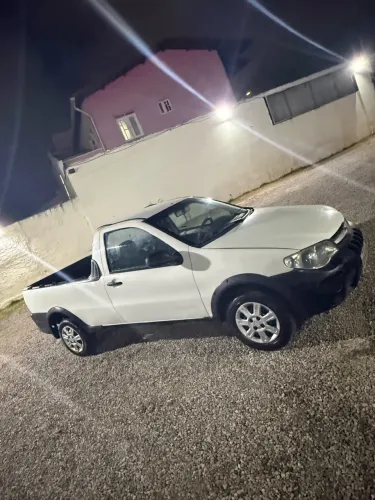 Fiat Strada 1.4 MPI Fire Flex 8V CS 2012
