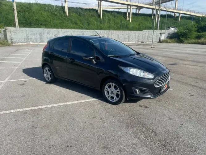 Ford Fiesta 1.6 16V Flex Aut. 5P 2014