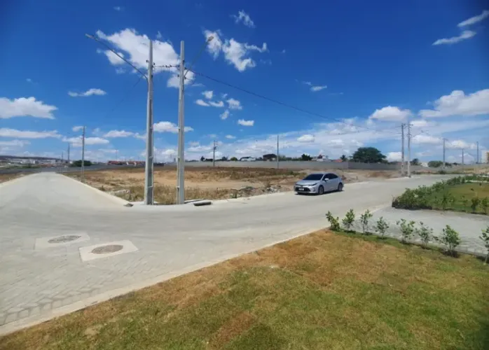 REPASSE PRIMEVILLE - LOTE ESQUINA 248 m