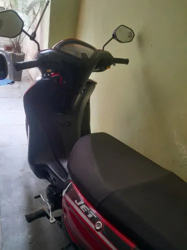 Vendo ou troco por carro Jet 125cc 2023 zerada só 16.000km