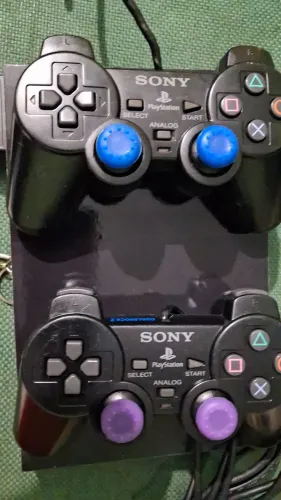 Vendo Playstation 2 completo com garantia 