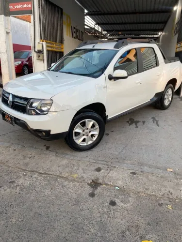RENAULT DUSTER OROCH EXPRESSION. 1.6 HI-FLEX 16V MEC. 2019