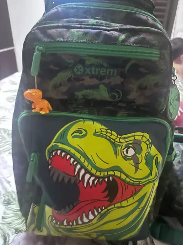 Mochila e estojo dinossauro