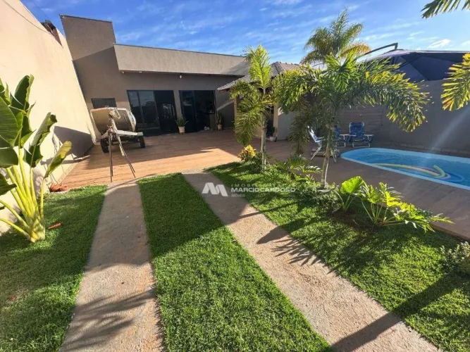 Rancho com 2 dormitórios à venda, 156 m² por R$ 390.000,00 - Residencial Park Bora I - Men
