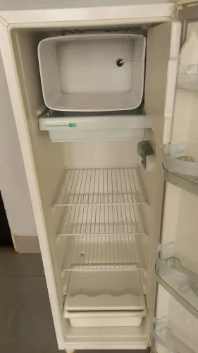 Geladeira Consul 240 L