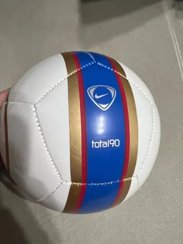 mini bola de futebol nike total 90 tam1