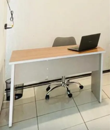 Vendo mesa para escritório 