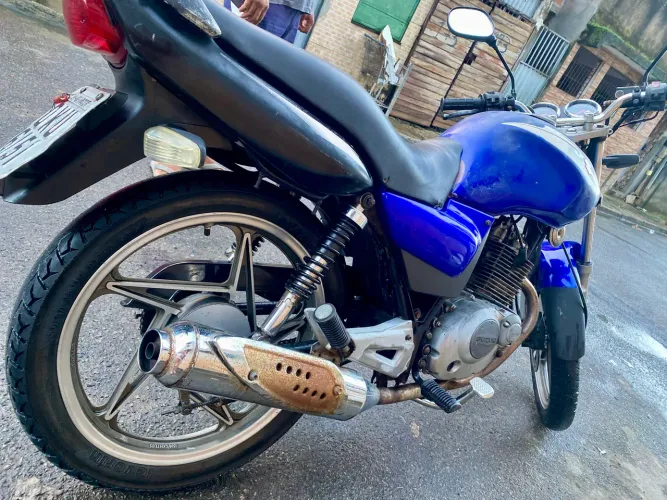 OPORTUNIDADE Suzuki Yes em perfeito estado