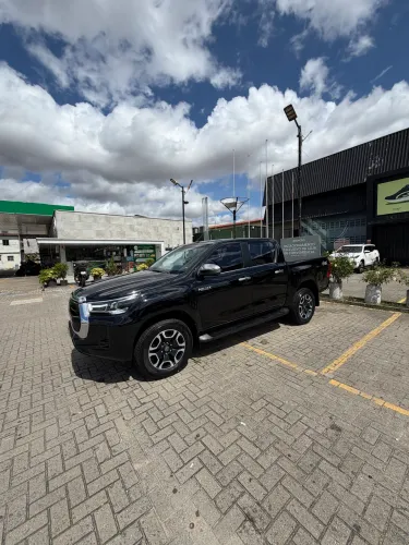 Toyota Hilux CD SRX 4X4 2.8 TDI 16V Diesel Aut. 2022